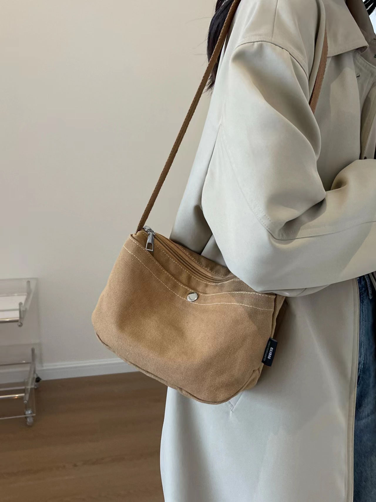 按编码拍（A01-A050）高货单肩斜跨女包