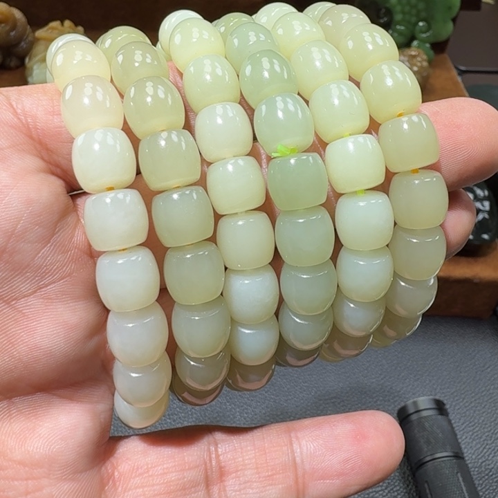 和田玉未镶嵌挂件颜色多样性发货拍一发一