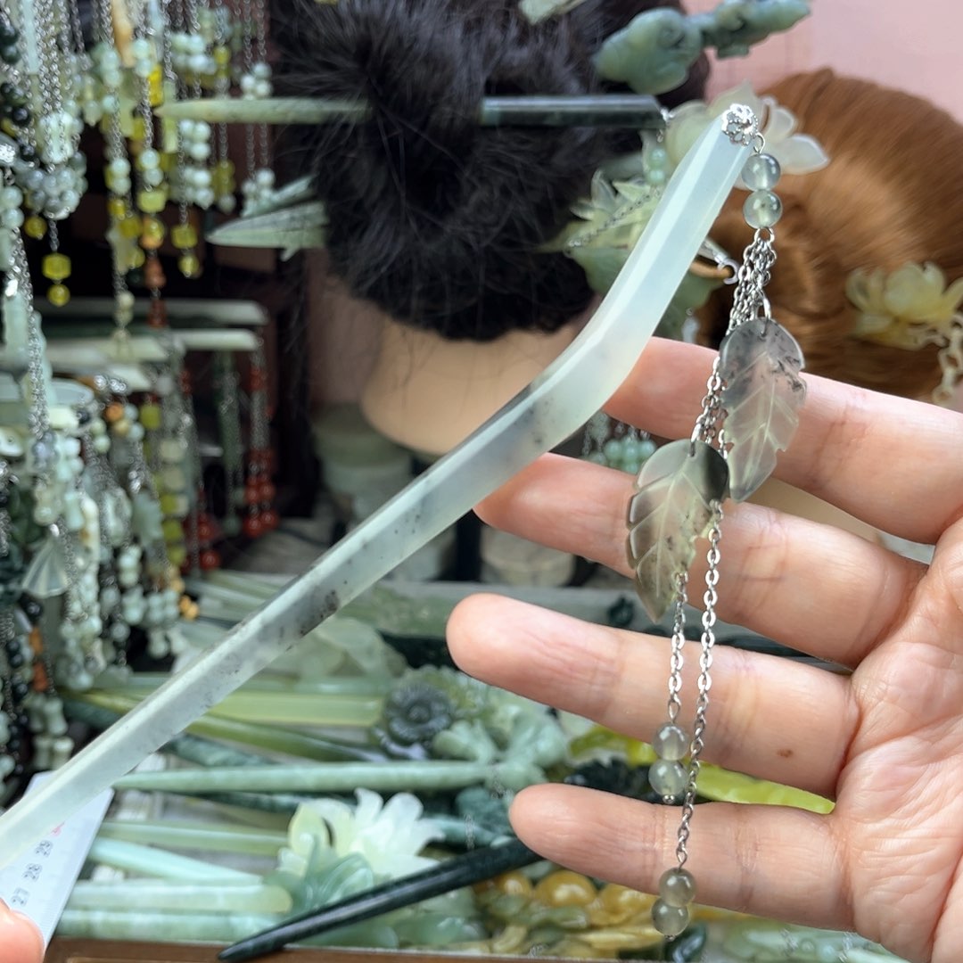 蛇纹石玉发饰未镶嵌长度20厘米左右