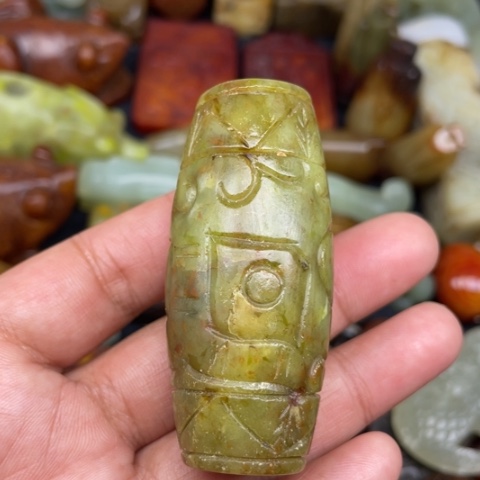 蛇纹石玉未镶嵌颈饰34
