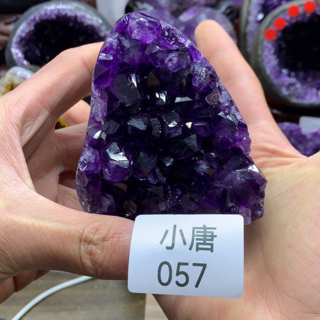 紫晶大型摆件（非配饰）未镶嵌