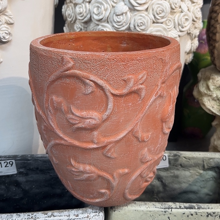 高23，555699999996999