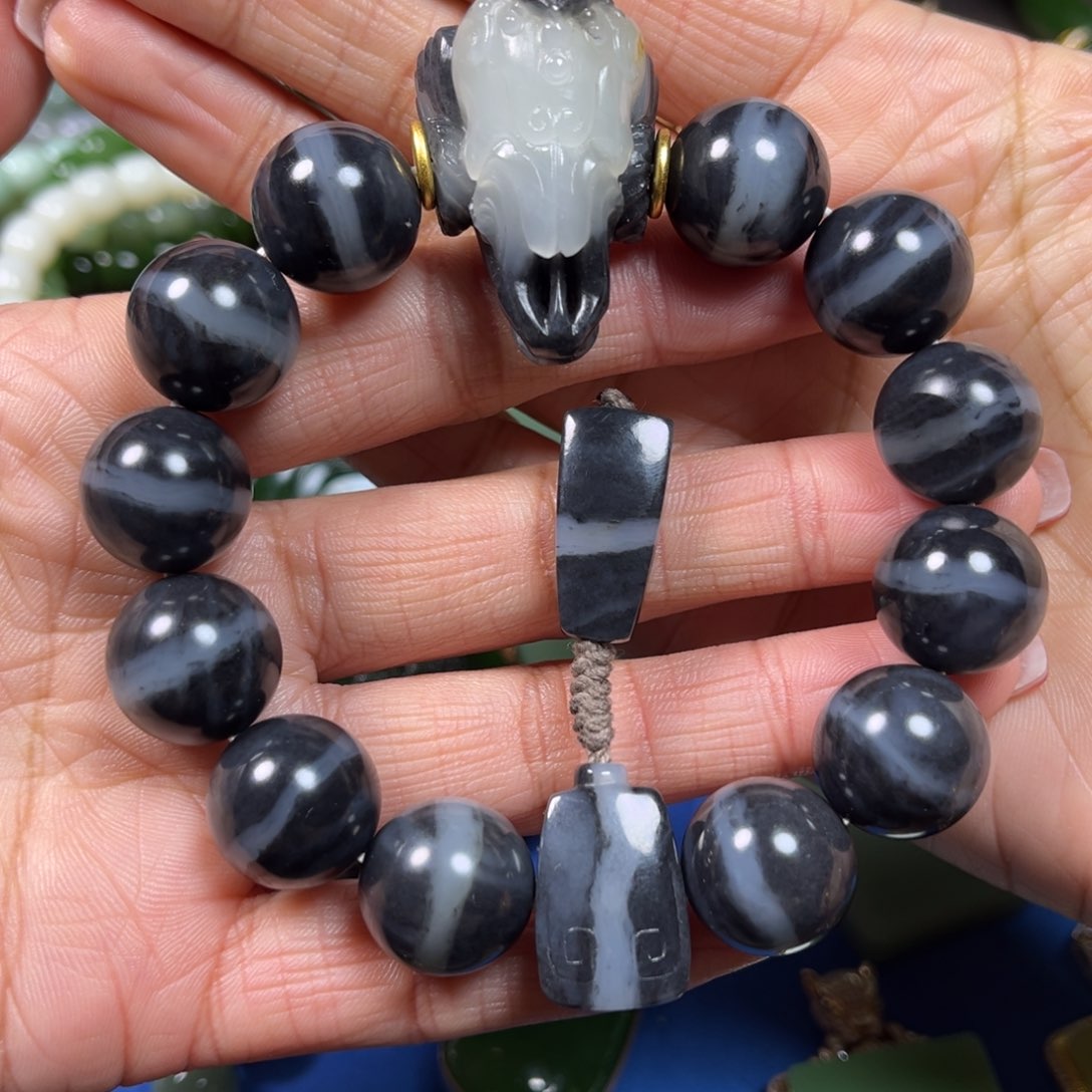 和田玉手串未镶嵌福***?