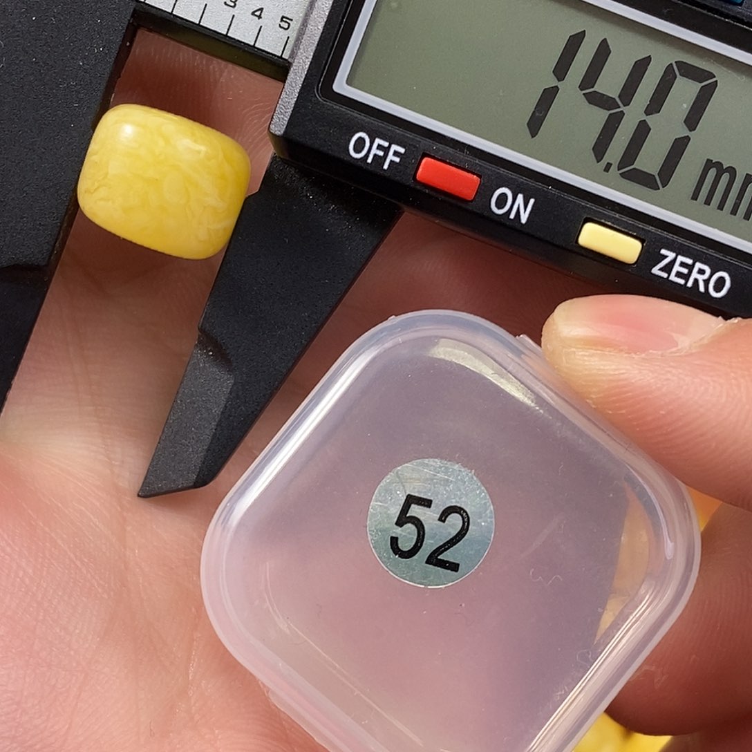 琥珀裸石未镶嵌微瑕