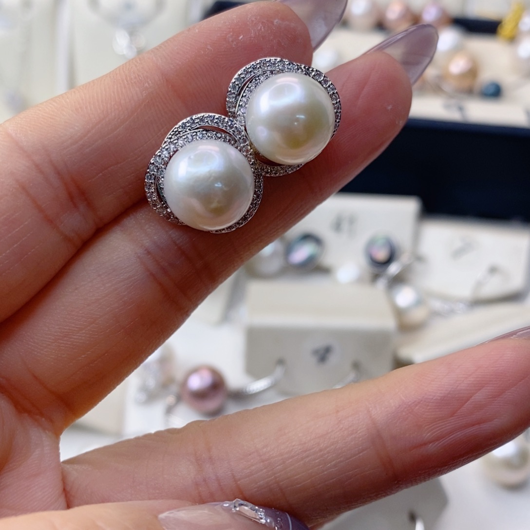 淡水珍珠耳饰合金