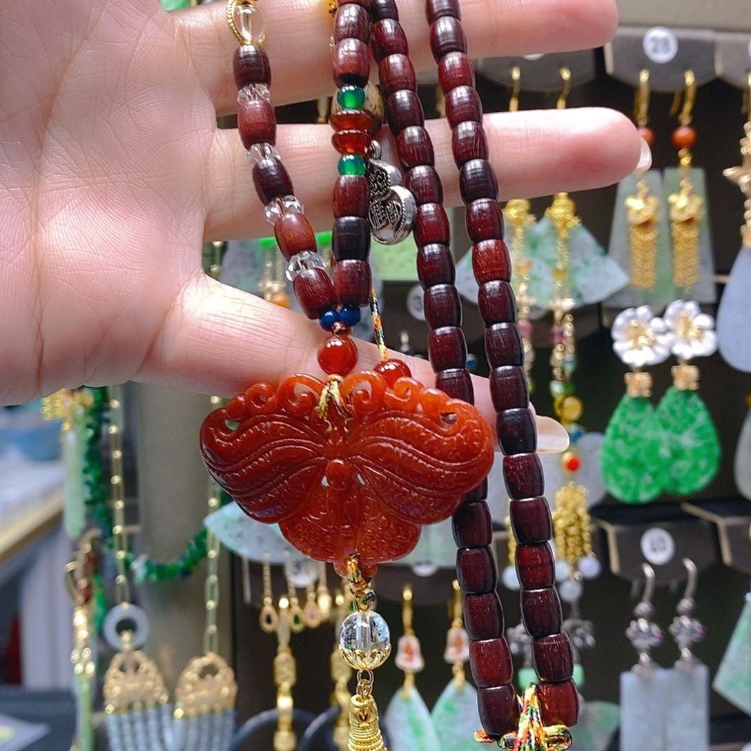 未镶嵌翡翠耳饰翡翠