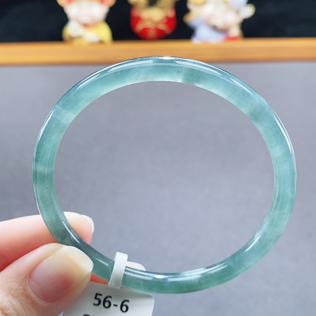 翡翠未镶嵌手镯88