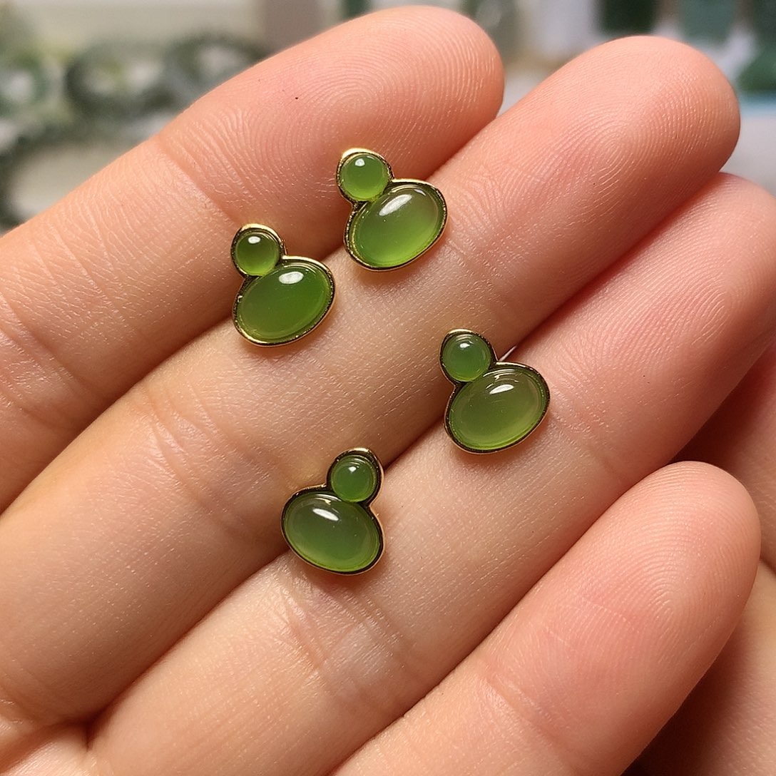 银S925镀金镶嵌和田玉（碧玉）耳饰