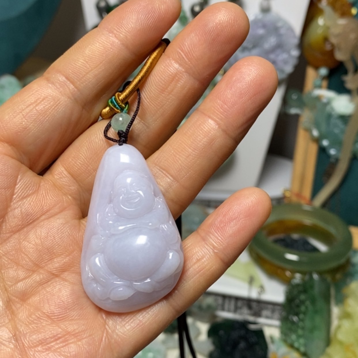 【闪购商品】翡翠吊坠(赠链)未镶嵌