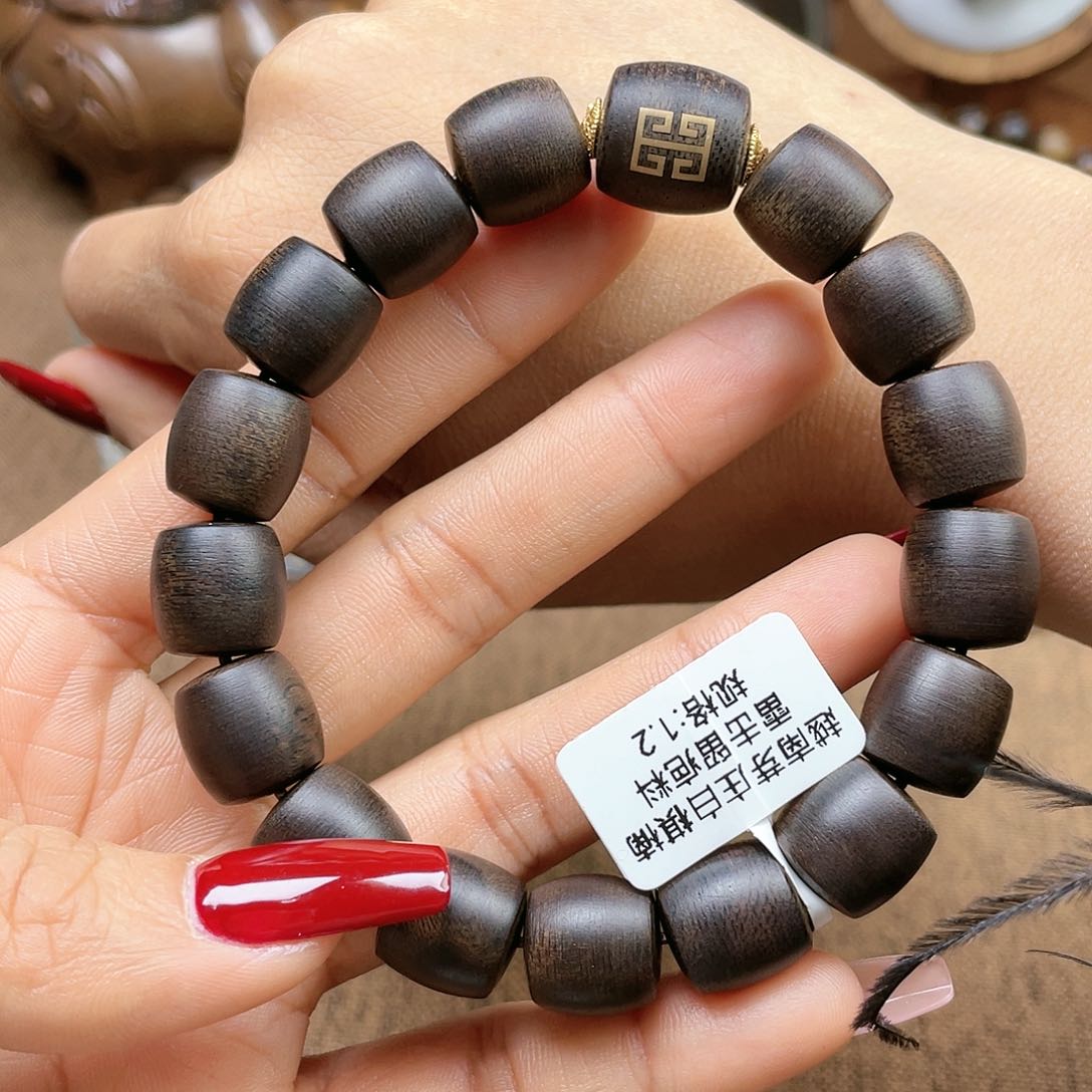 沉香手串善****@越南芽庄白棋楠