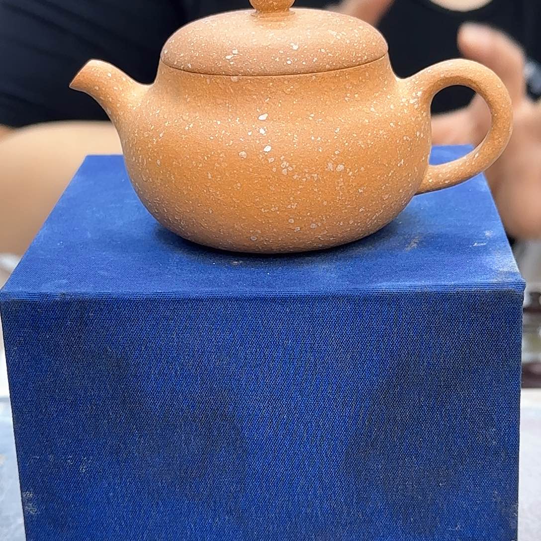 茶壶紫砂宜兴紫砂壶瑕疵处理