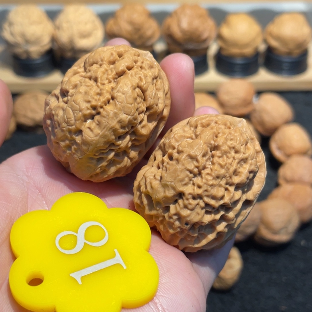 开背貔貅40。50 克