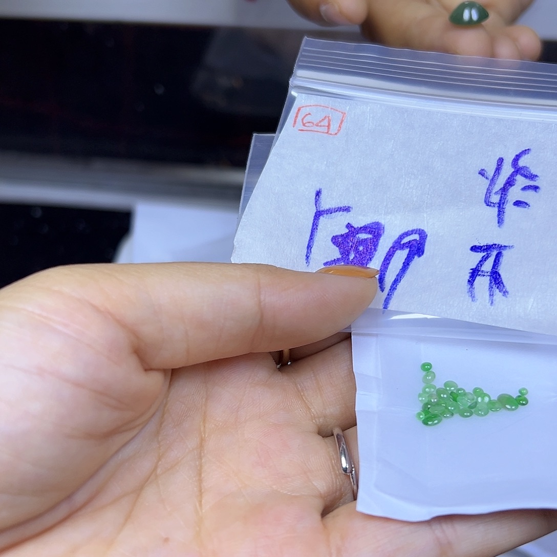 开***福定制翡翠未镶嵌翡翠