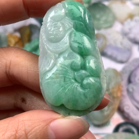 定制翡翠未镶嵌翡翠