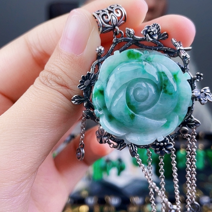 翡翠颈饰银S925镶嵌饰品