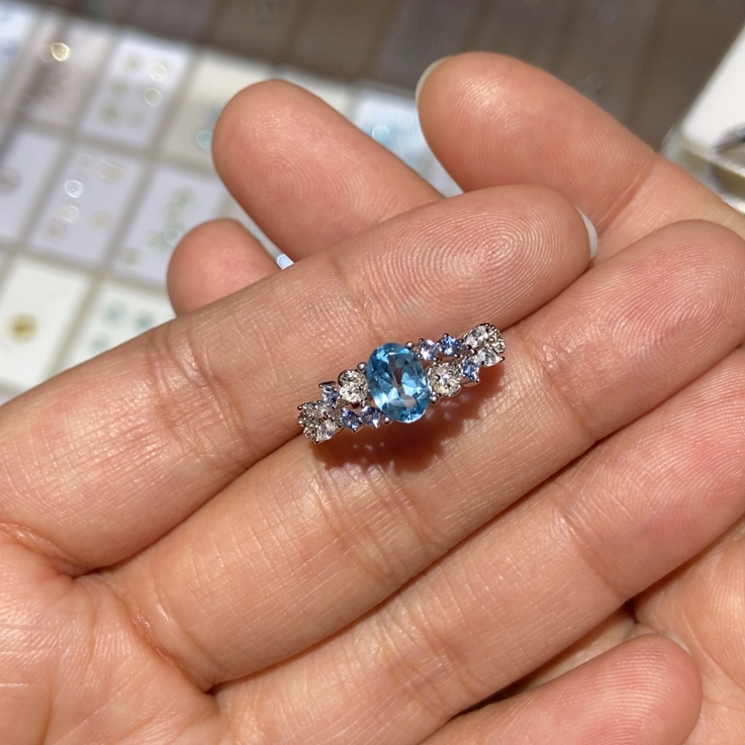 久***兮银S925镶嵌戒指托帕石