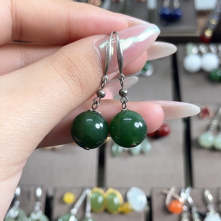 和田玉耳饰银S925镶嵌12左右