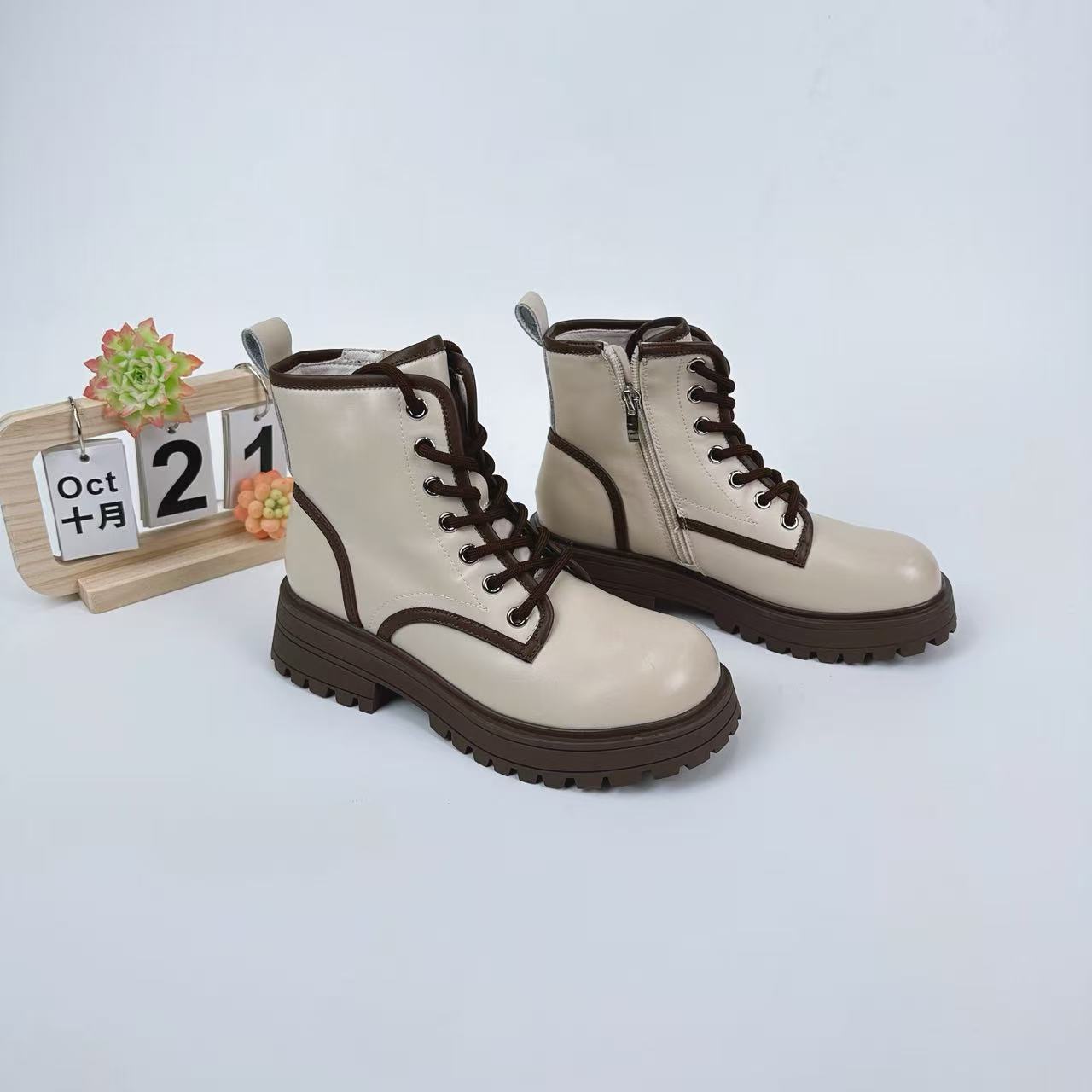 小强家女鞋 厚底白色骑士靴时尚百搭（A581-32-1）（6324X43894W-08）