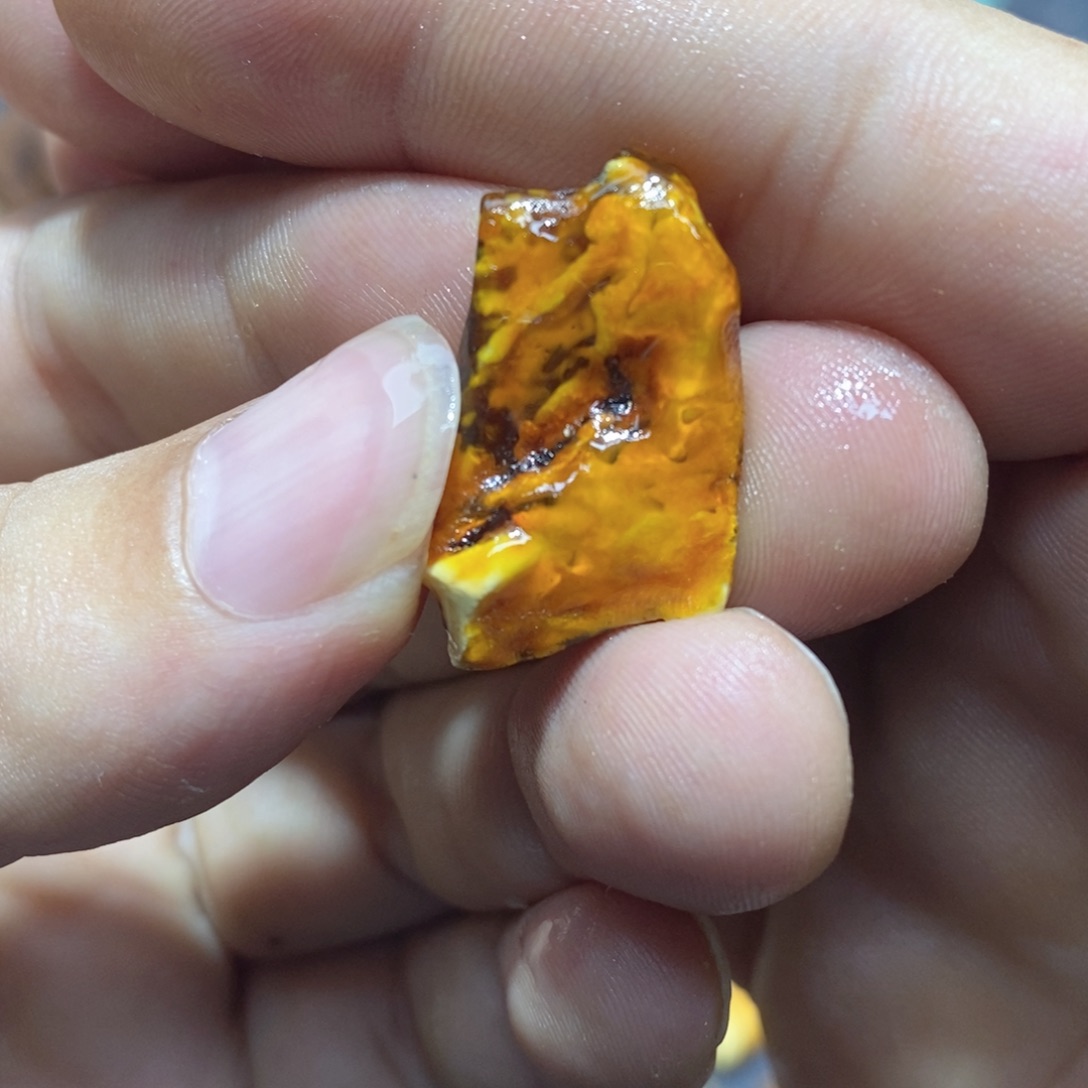 定制琥珀蜜蜡原石定制