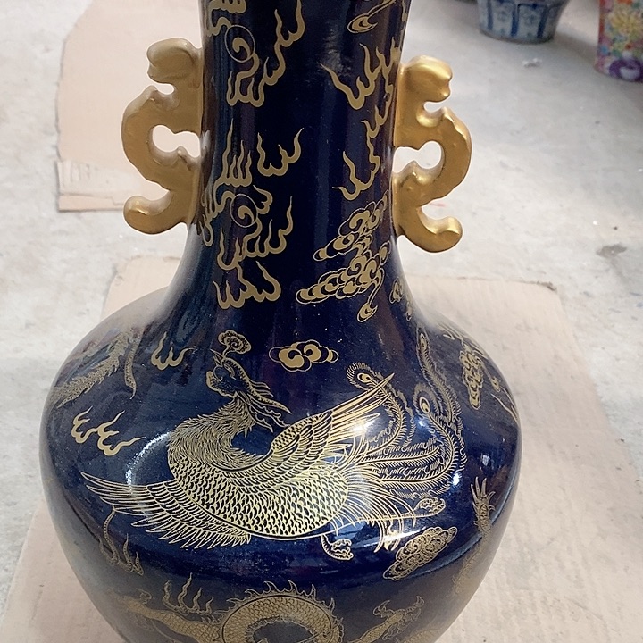 瓷片我也好可爱的啊哈啊哈哈