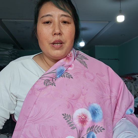 棉花高端布的8m，误差5cm。