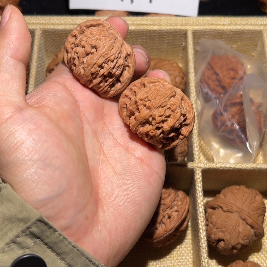 文玩核桃吊坠40橘红皮对歪磨4