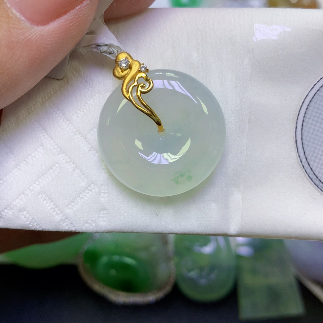 翡翠18K金镶嵌颈饰天然缅甸翡翠a货百元以上9元证书费自理