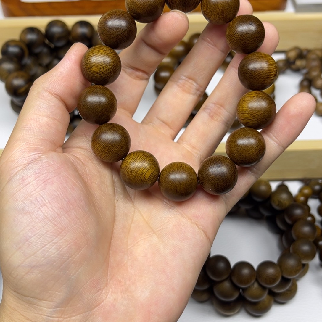 民***歌手串沉香越南芽庄黄棋楠1.6