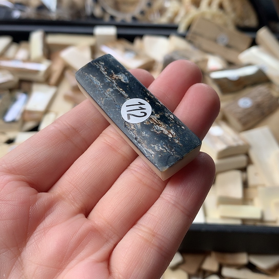 泥塑不打孔联系客服