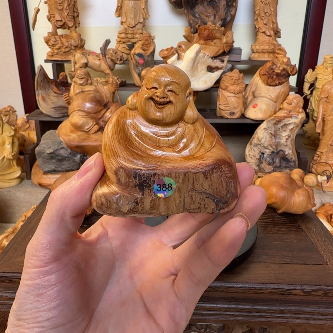 崖柏小木匠艺雕一物一拍