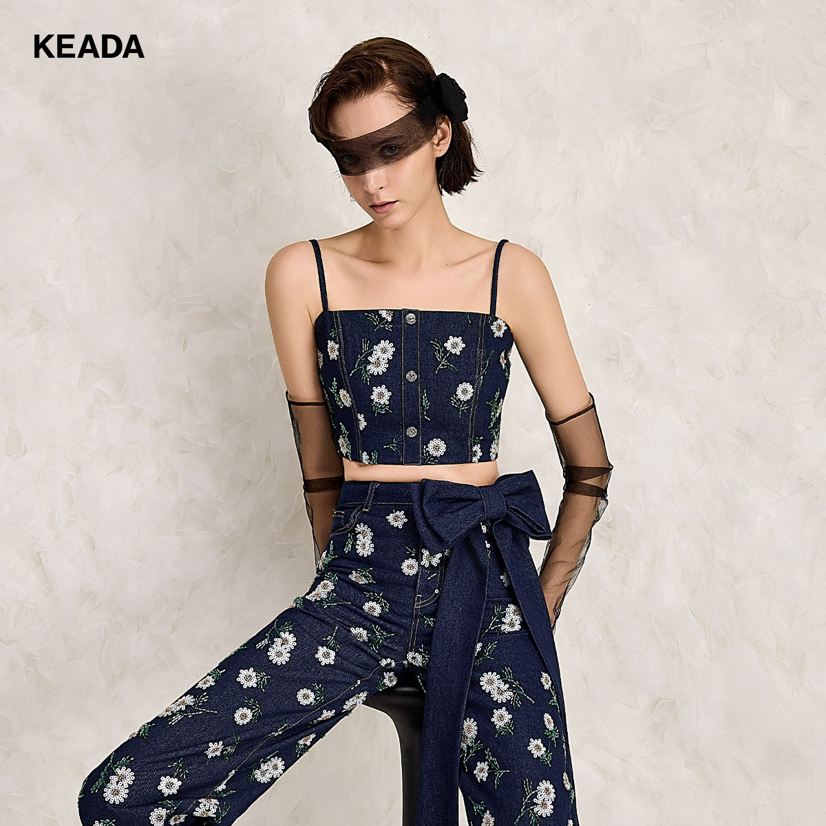 KEADA小雏菊珠片刺绣牛仔吊带背心短款上衣女显瘦KSN3TT3145