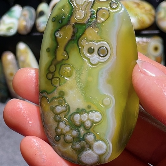 【闪购商品】玛瑙珠宝奇石未镶嵌彪*