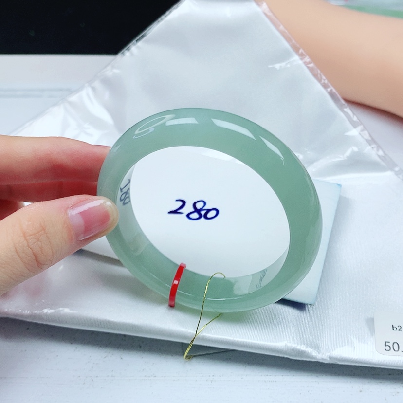 【闪购商品】翡翠手镯未镶嵌缅甸天然a货手镯50+