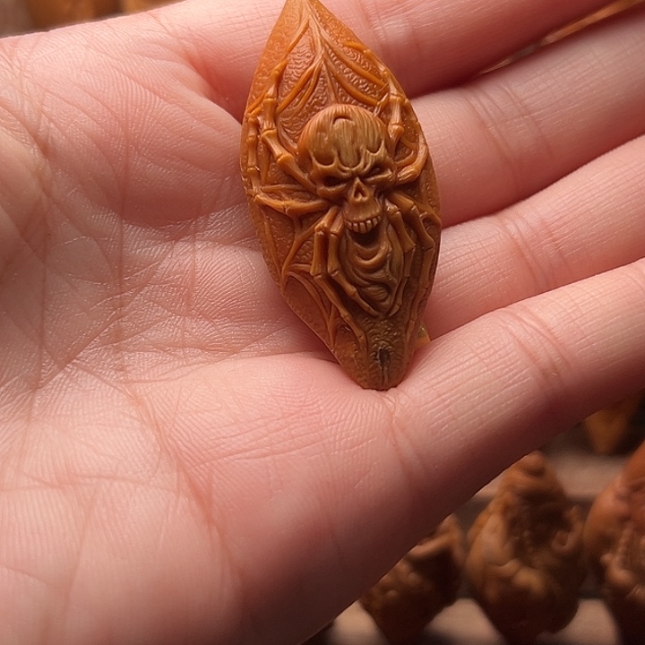 徐***爷橄榄核吊坠橄榄核