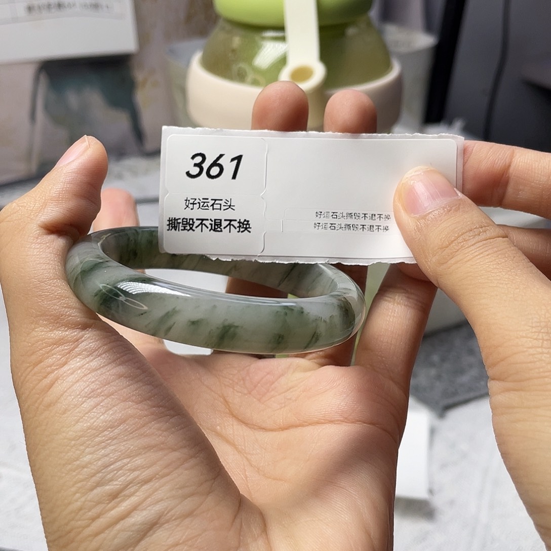 石英质玉未镶嵌手镯361