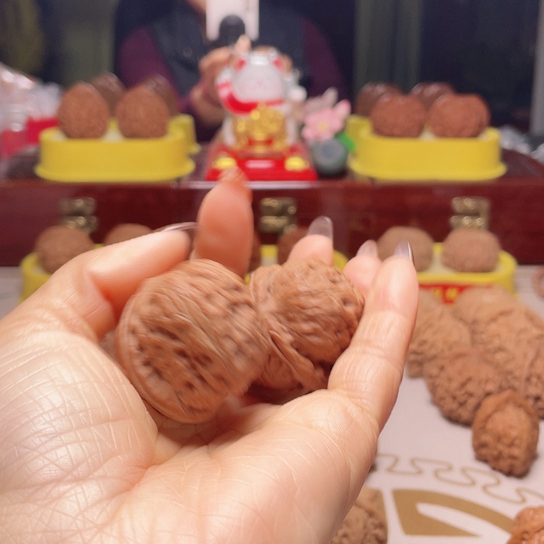 水***鞋文玩核桃吊坠元宝