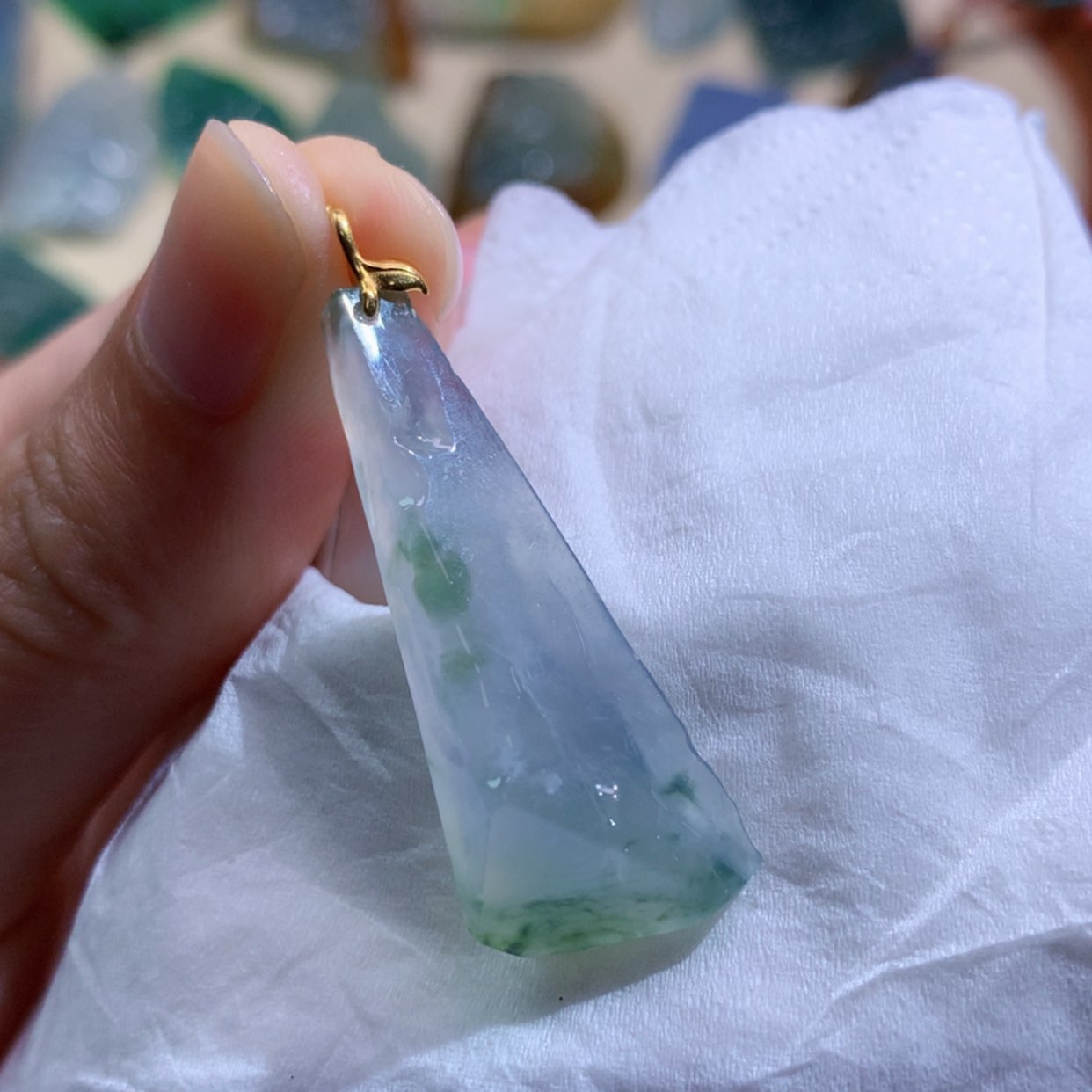 【闪购商品】翡翠未镶嵌吊坠(不含链)