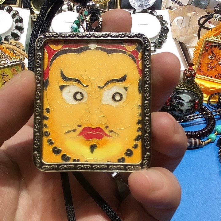 吊坠38号男女同款