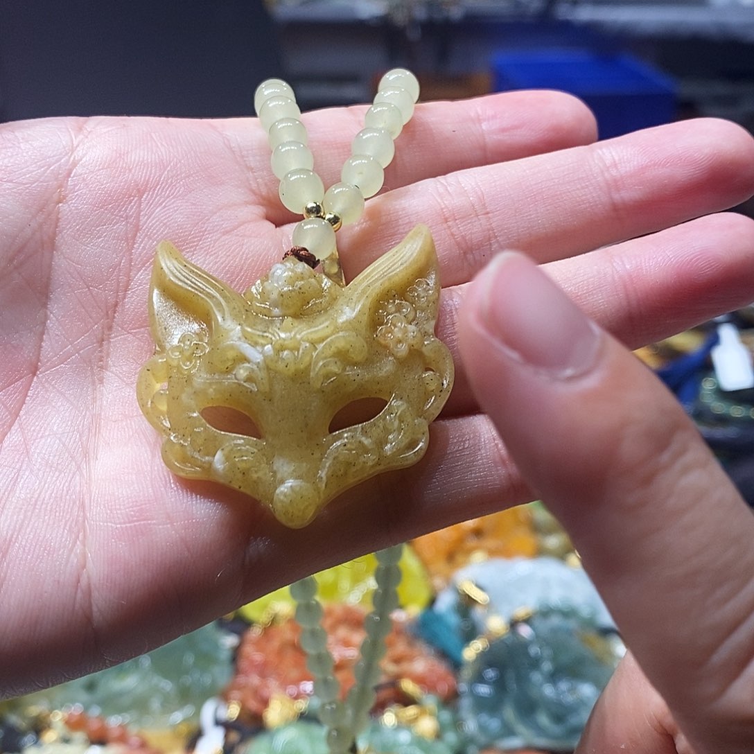 未镶嵌岫玉毛衣链