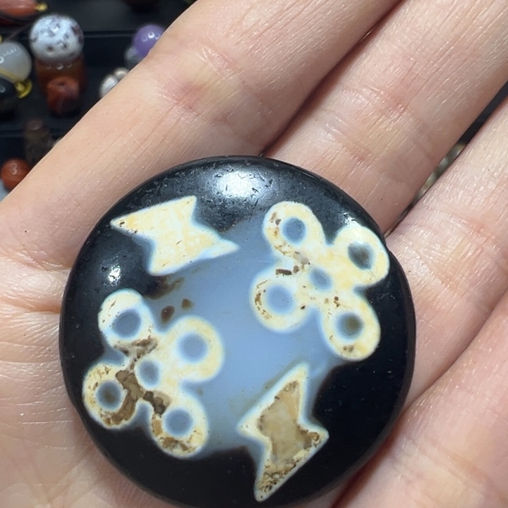 玛瑙/玉髓合金做工精致大方精致