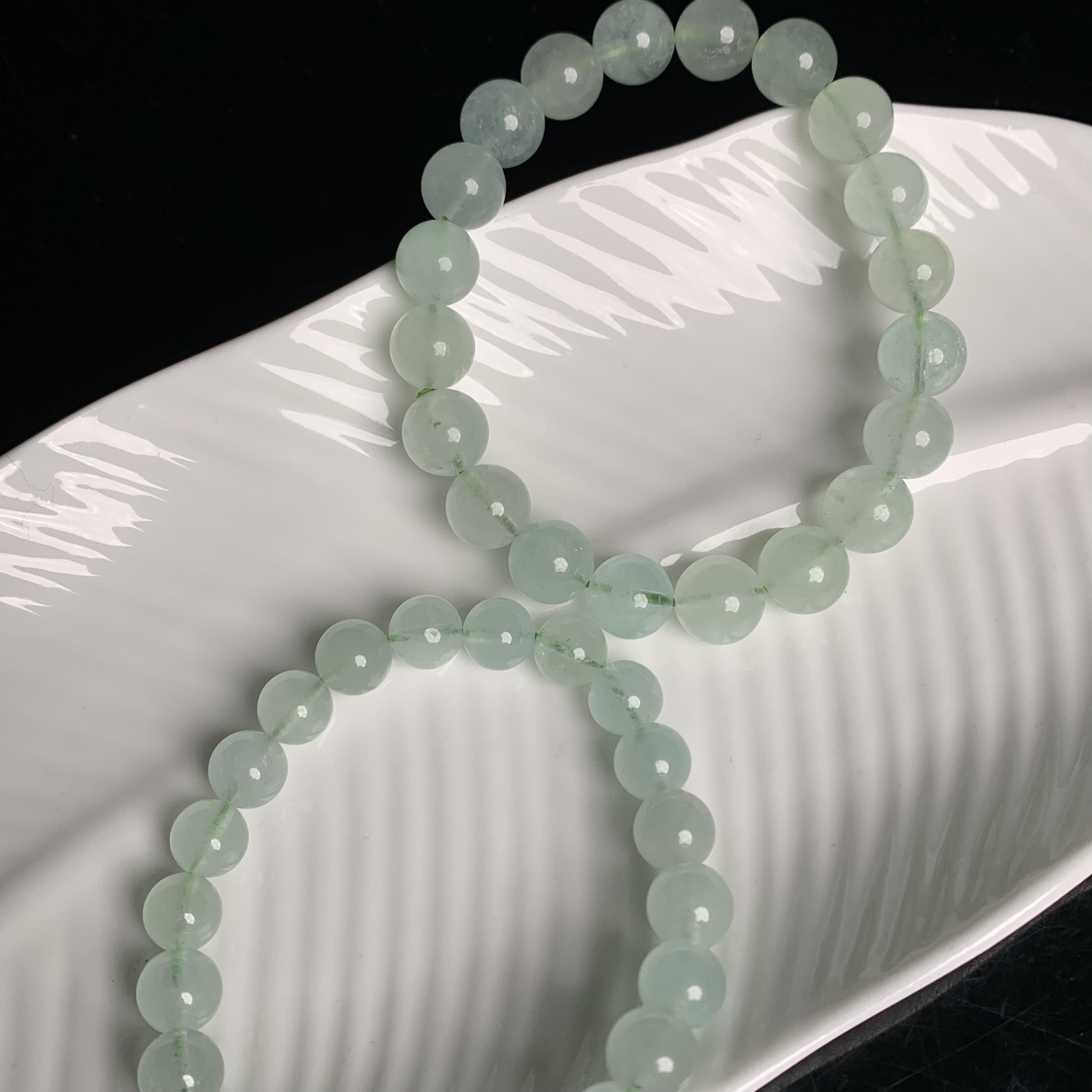 含辰砂工艺品含辰砂海绿宝手串D2004多样性发其一