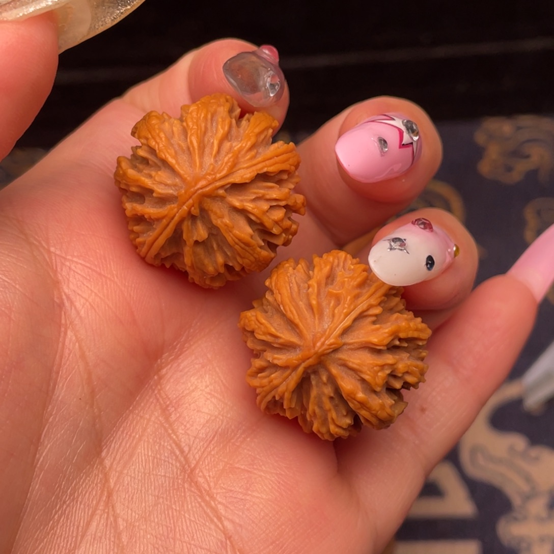 文玩核桃把件15号车