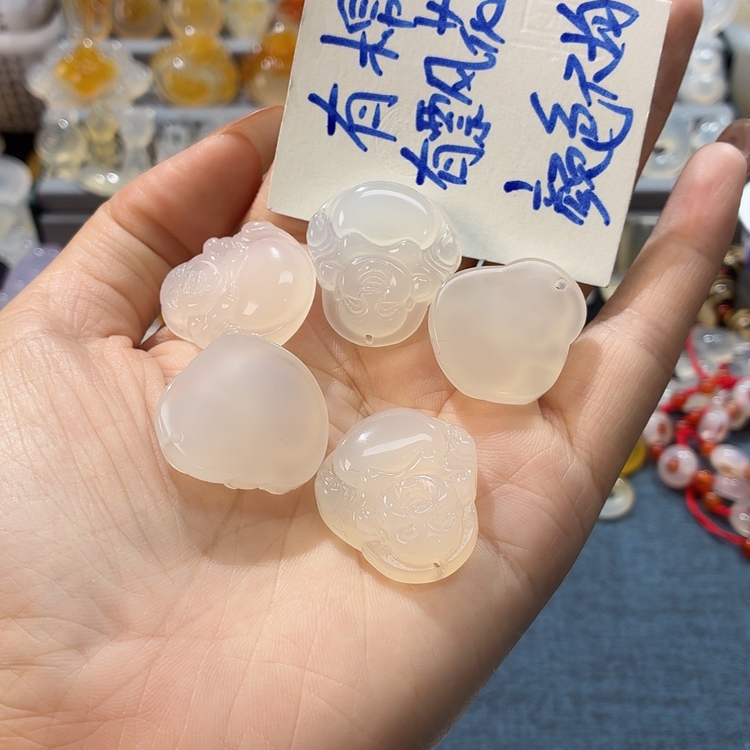 玛瑙/玉髓未镶嵌颈饰