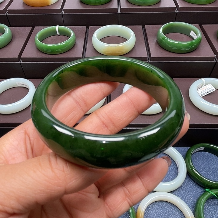 和田玉未镶嵌手镯6162