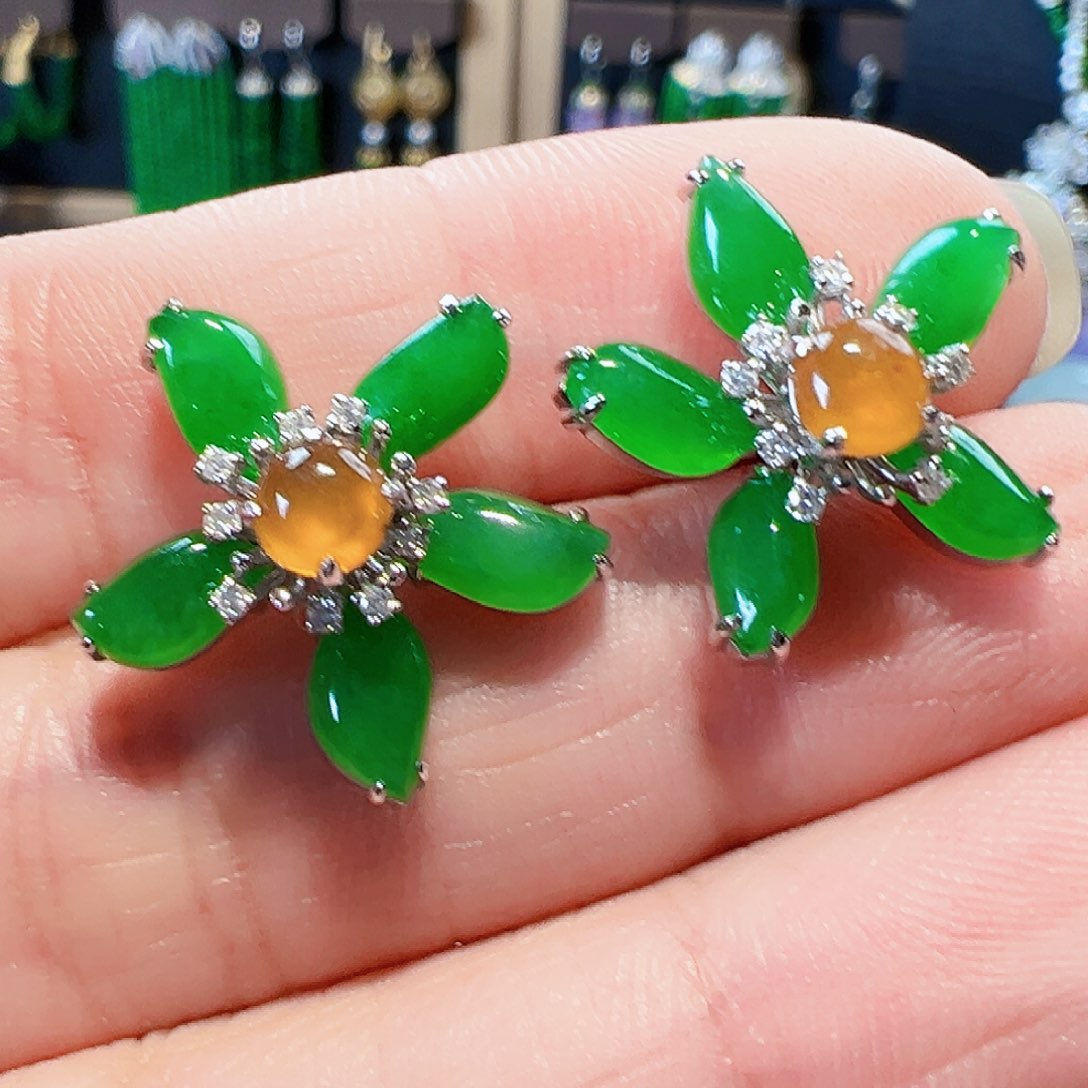 翡翠耳饰18K金镶嵌签收后24小时鉴赏期