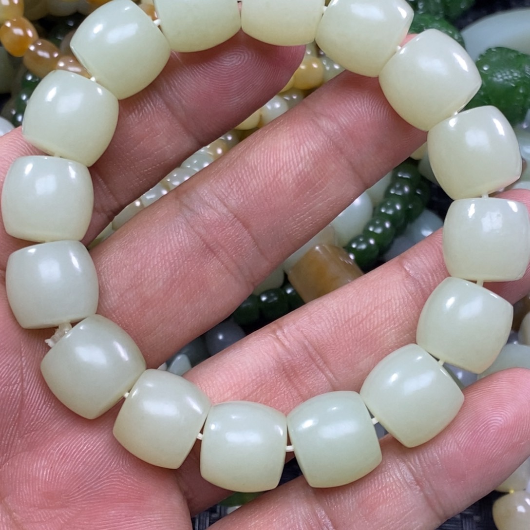 和田玉手链未镶嵌