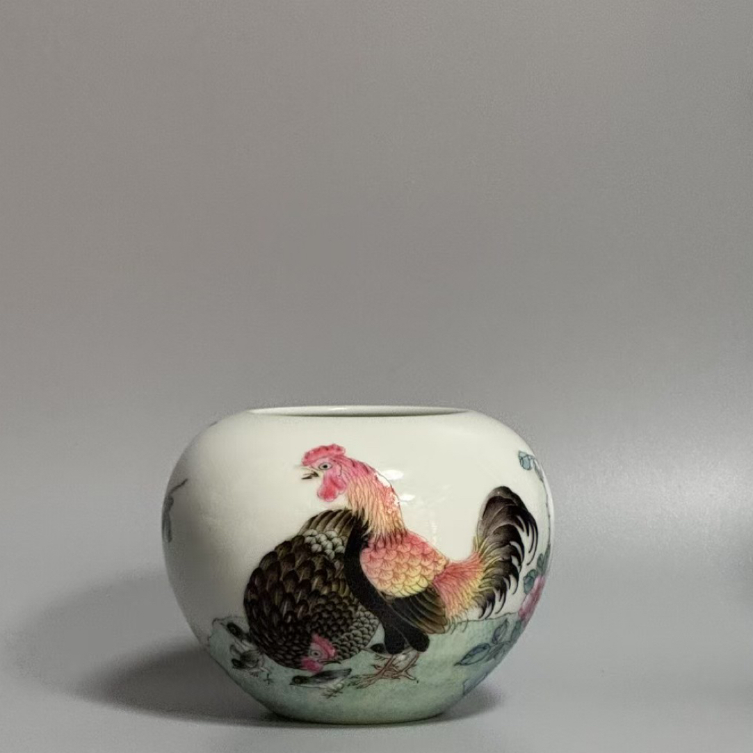 粉彩花鸟花鸟水盂