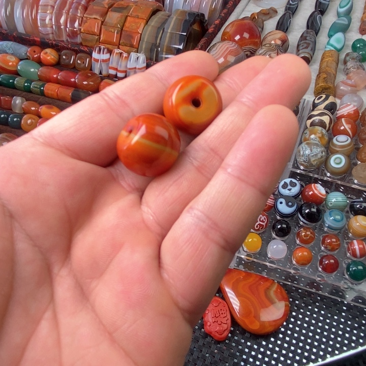 玛瑙/玉髓珠宝半成品未镶嵌农****地19➕缠丝墩子2个