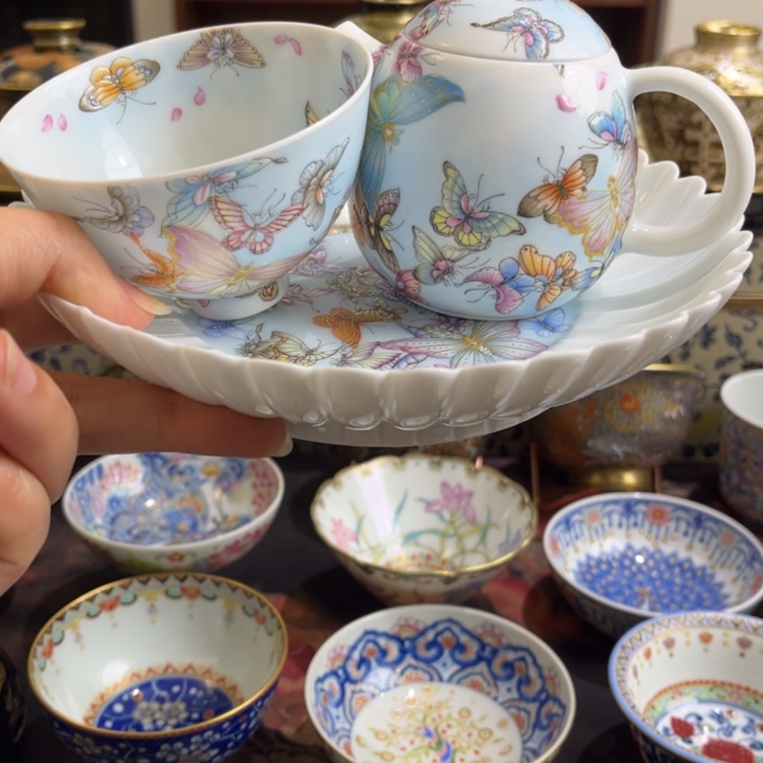 蔷***开我是你的好朋友啊