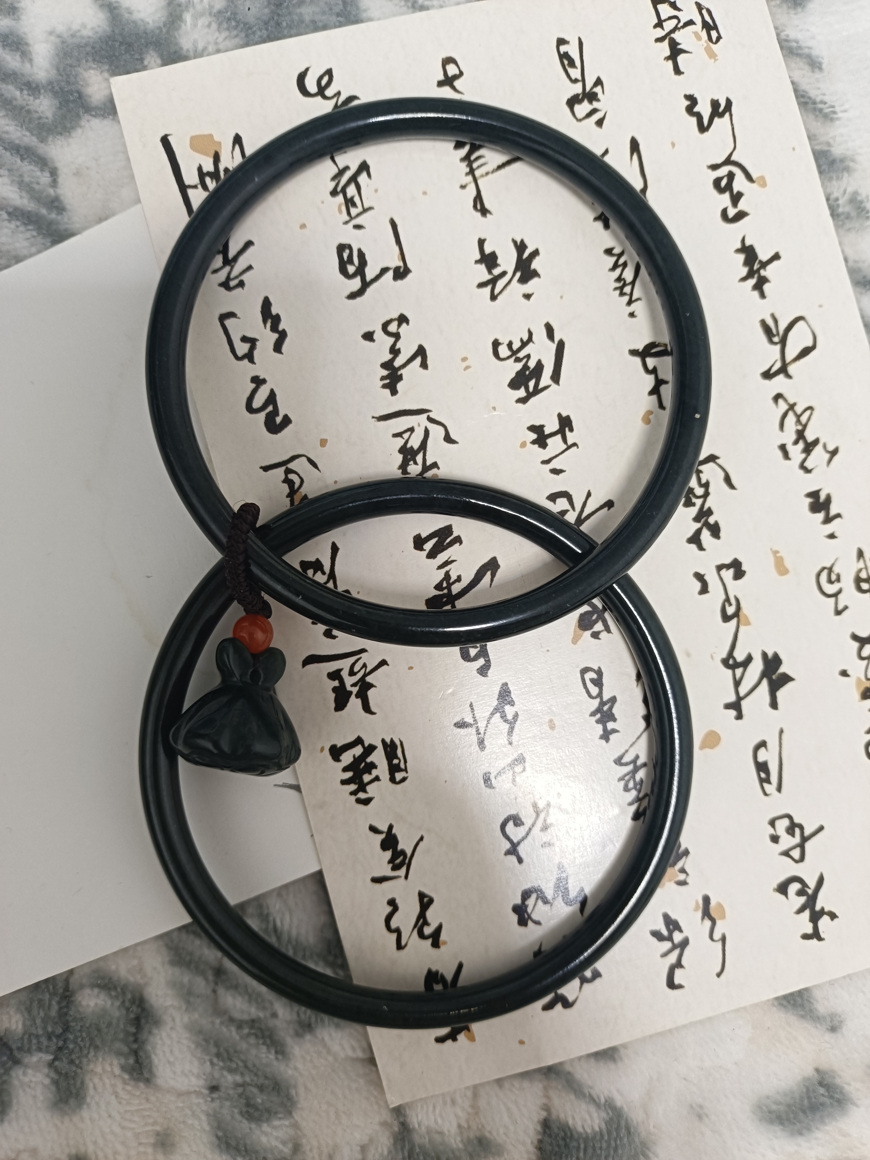 精品和田玉叮当手镯时尚